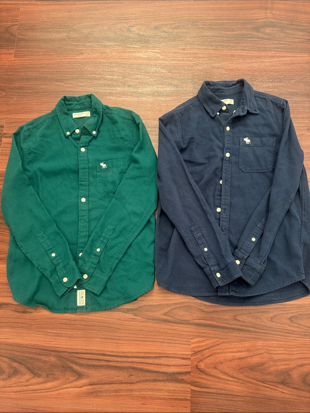 KID Abercrombie & Fitch Green and Navy Button-Down Casual Shirts